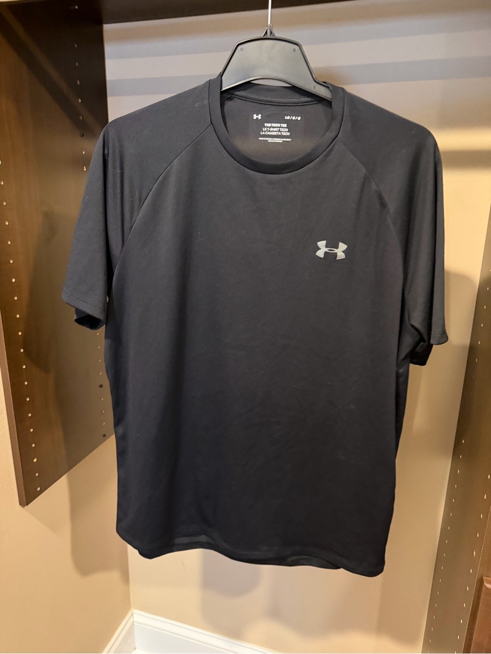 Under Armour Men's Short-Sleeve Performance Tee in Black